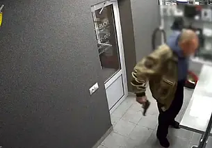 В Минске мужчина напал на работницу ломбарда