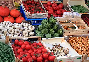 Завышенные цены и товары без ценников: рынок в Краснополье не прошел проверку Госконтроля