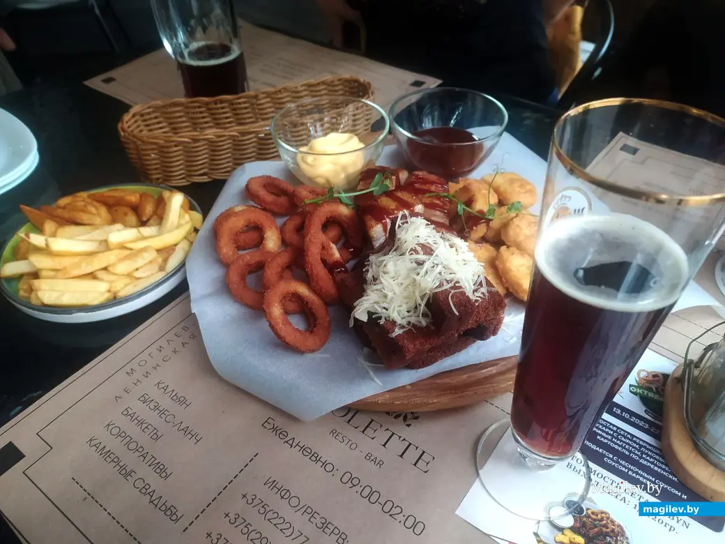 «Октябрьфэст», Могилев, 2023. Сет от рестобара Colette. Закуски к пиву.
