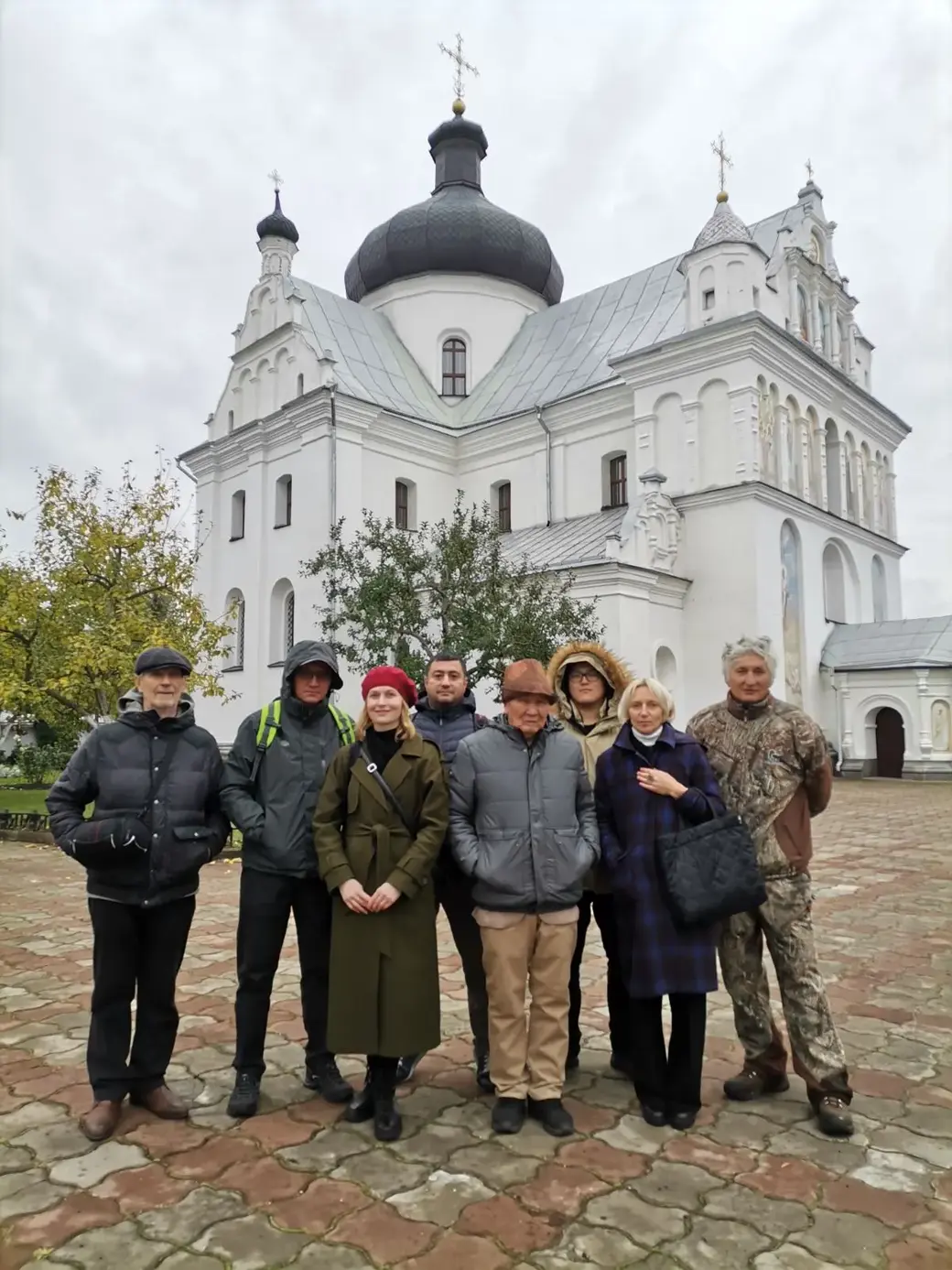 Участники, проходящего в Могилеве пленэра по живописи, знакомятся с Могилевщиной. Фото предоставлено Могилевским областным художественным музеем имени Павла Масленикова.