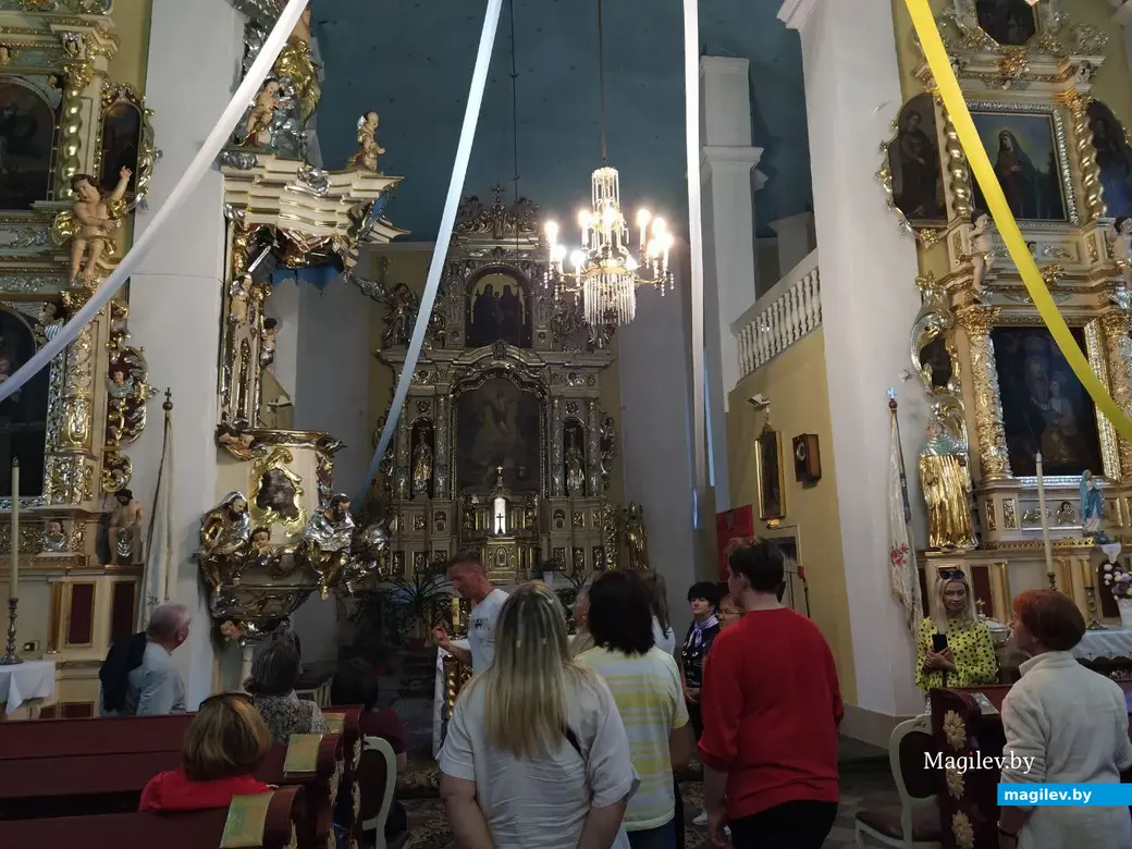 Путешествие одного дня: в Жировичский православный монастырь. Костел в Новой Мыши. 2023 год.