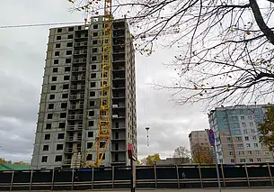 По улице Островского в Могилеве возводят 18-этажку