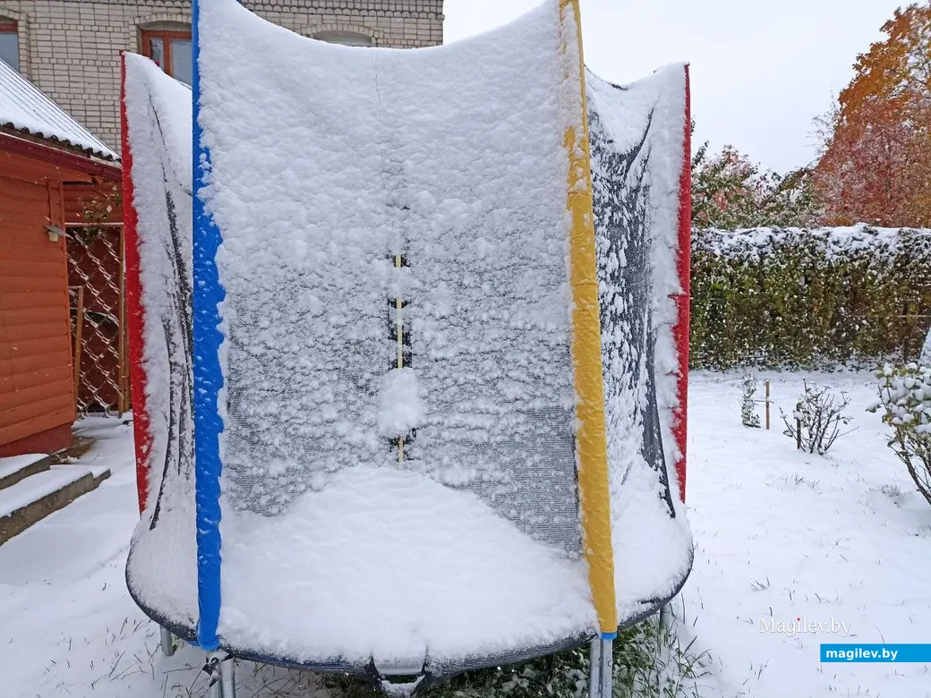 26 октября 2023г. В Могилеве выпал первый снег.