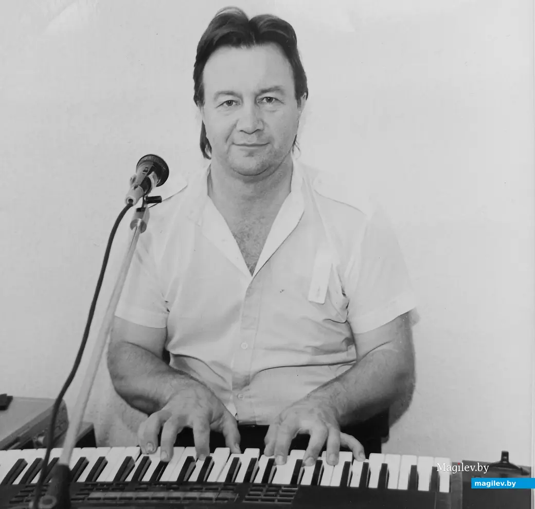 Валерий Катков, Могилев, 1990-е годы.