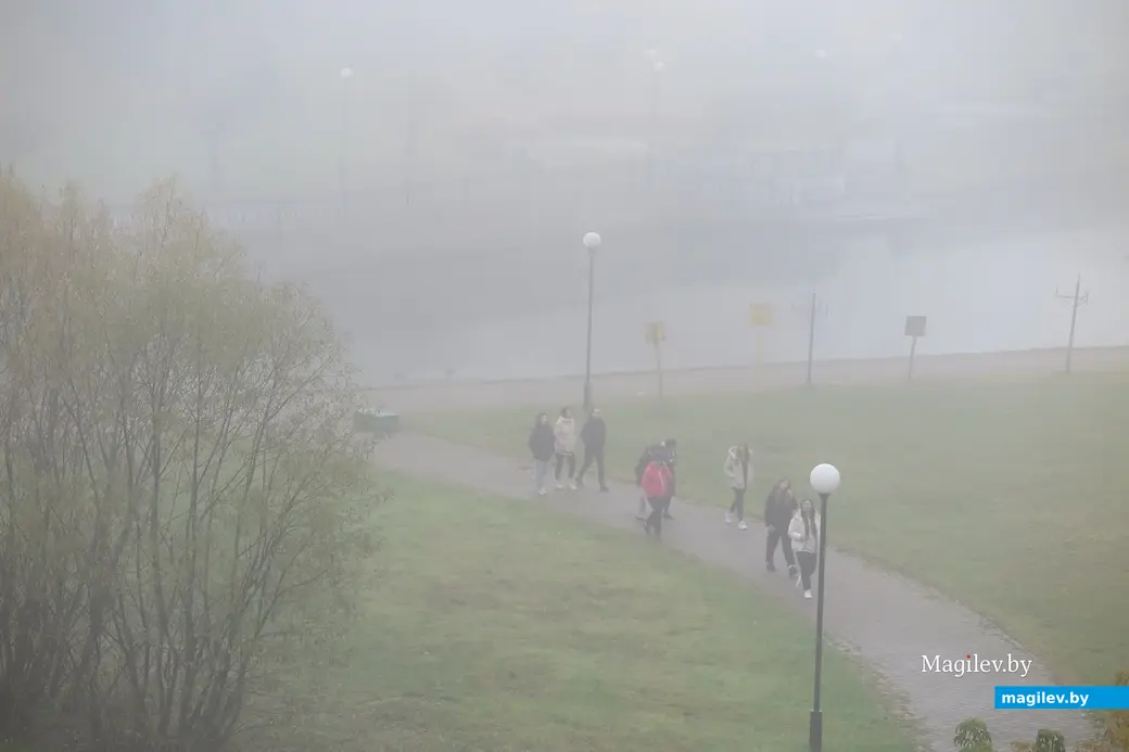 30 октября 2023 г. Могилев накрыл густой туман.
