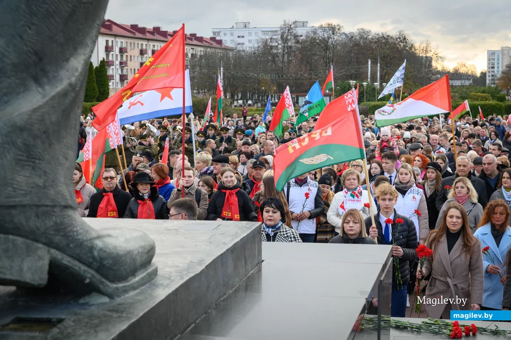 07.11.2023. Площадь им. В.И.Ленина. 7 ноября – День Октябрьской революции, праздничный день в