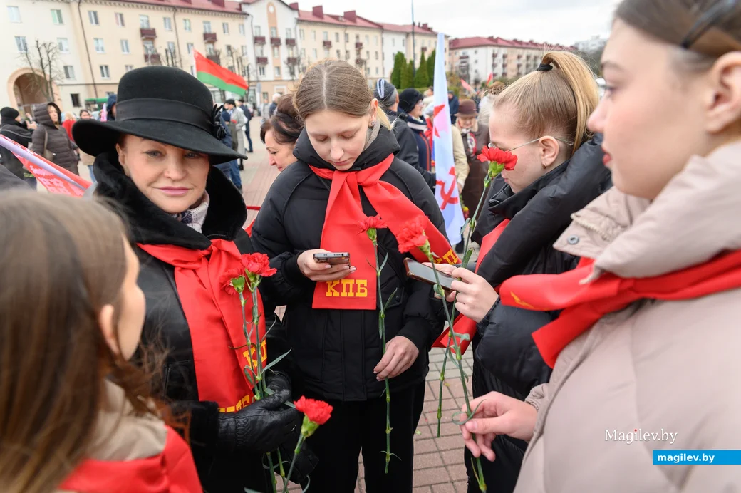07.11.2023. Площадь им. В.И.Ленина. 7 ноября – День Октябрьской революции, праздничный день в