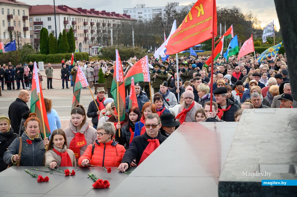 07.11.2023. Площадь им. В.И.Ленина. 7 ноября – День Октябрьской революции, праздничный день в