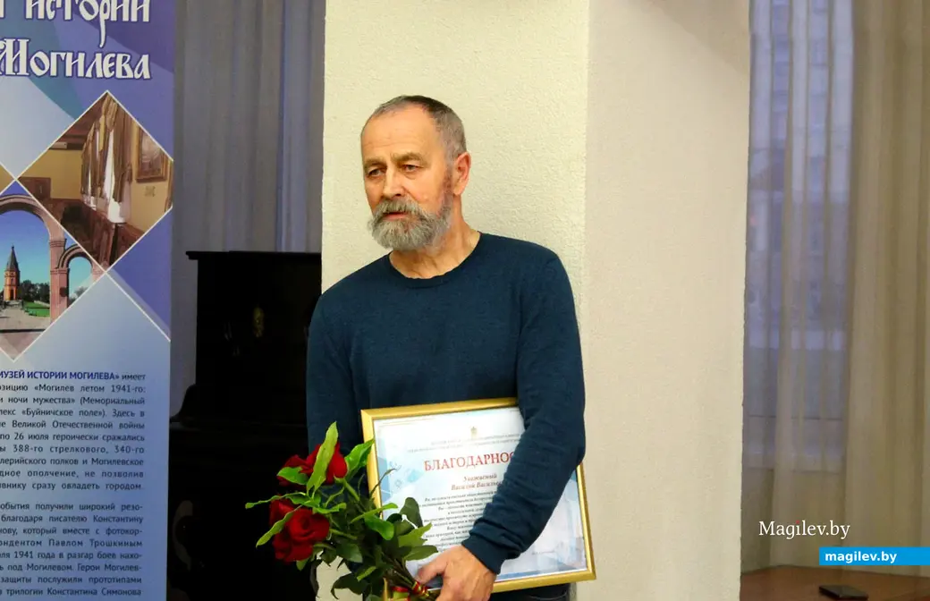 Выставочный проект «Шчырасць адзіноты» Василя Комарова в Выставочном зале Могилева. 8 ноября 2023 года.