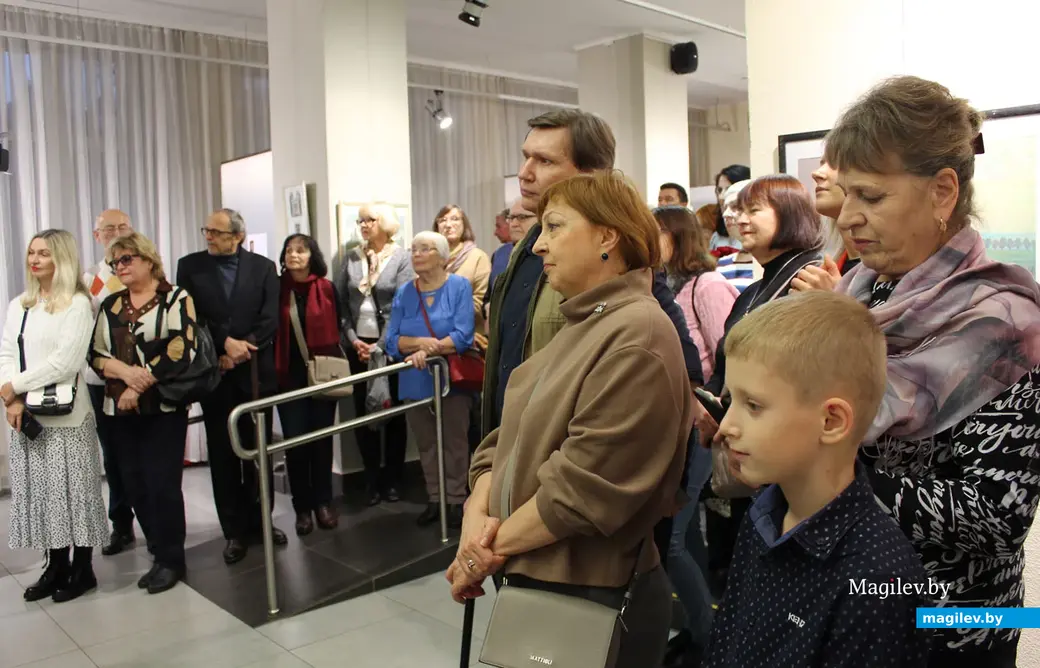 Выставочный проект «Шчырасць адзіноты» Василя Комарова в Выставочном зале Могилева. 8 ноября 2023 года.