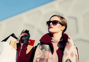 Зарплата от 1000 рублей: магазину оптики в Могилеве требуется продавец-консультант