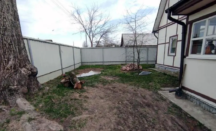 18.04.2023 г. Деревня Голынец Могилевского района. Чтобы скрыть убийство, обвиняемый закопал труп на придомовой территории, однако не успел скрыться: приехали