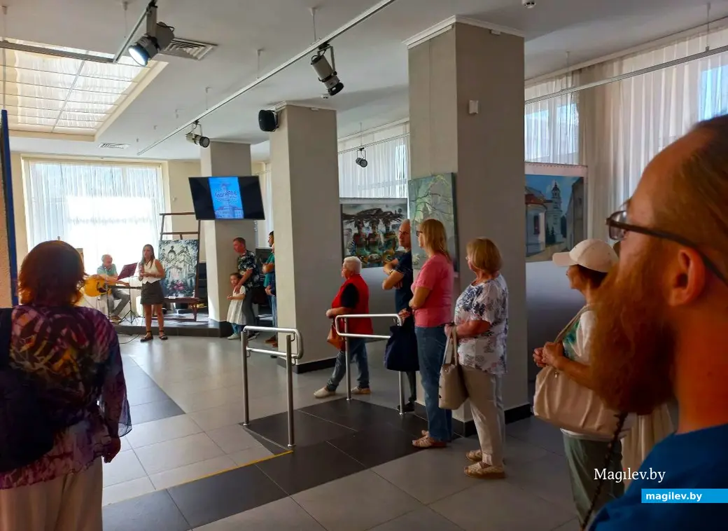 02.08.2024 г. Могилев, выставочный зал музея истории Могилева. Презентация арт-проекта «Могилев глазами гостей».