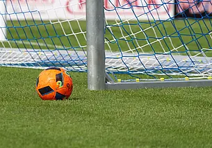 В Витебске мальчик получил тяжелые травмы в секции по футболу. Он – в реанимации (дополнено)