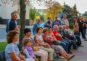 Могилевские «семидесятники» даже суровую прозу жизни могут наделить изящной рифмой