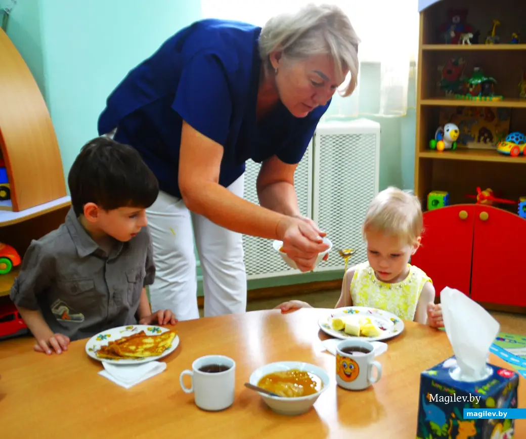 06.08.2024, Могилевский дом ребенка. Замечательный завтрак с медом.