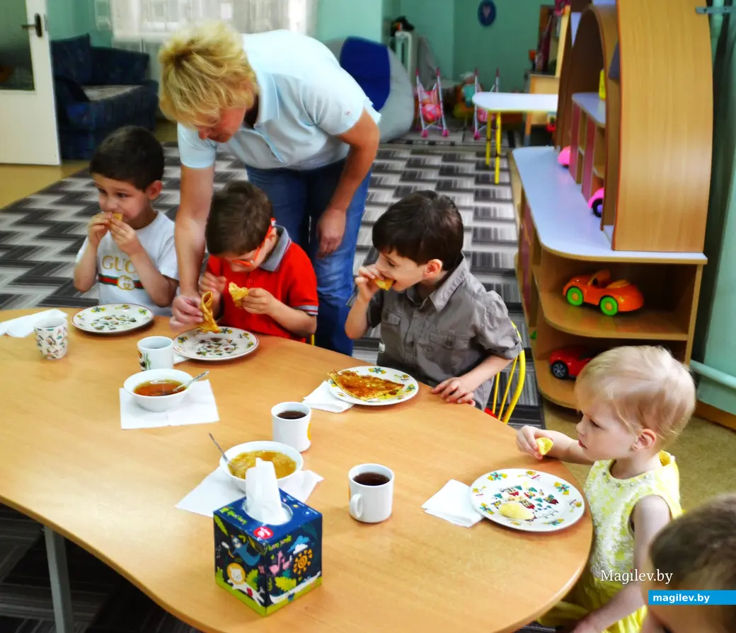 06.08.2024, Могилевский дом ребенка. Замечательный завтрак с медом.