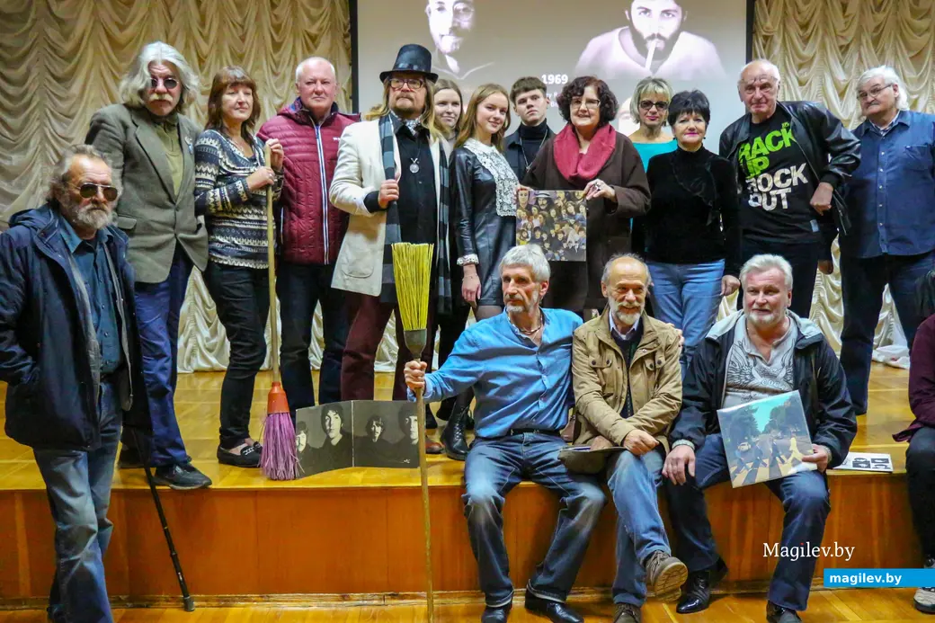 2019 год, окончание перфоманса по случаю 50-летия со дня выхода пластинки «Abbey Road». Шабалин очень хотел здесь быть...