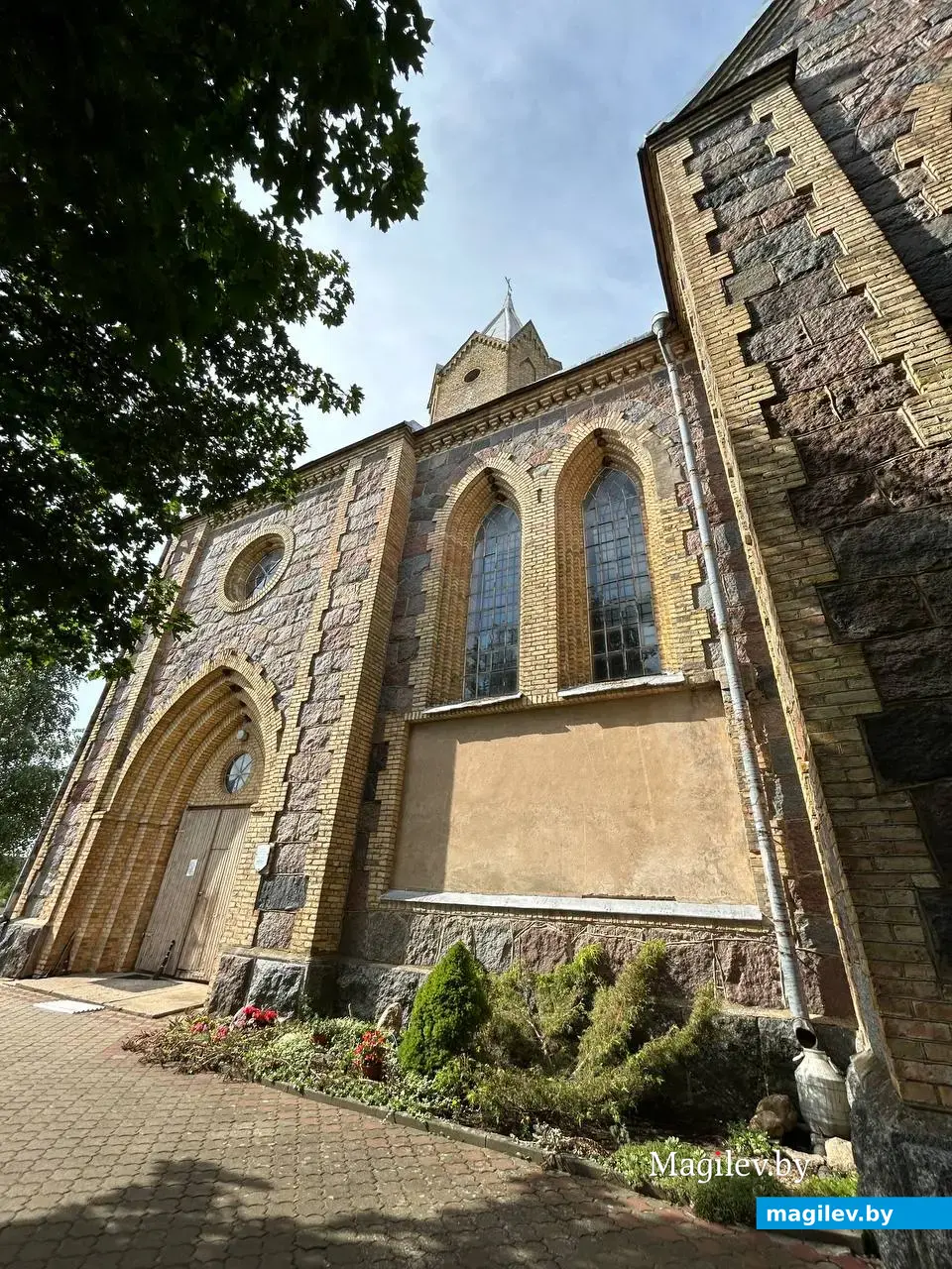 Костел Святого Юрия в Оссово, лето 2024 г.