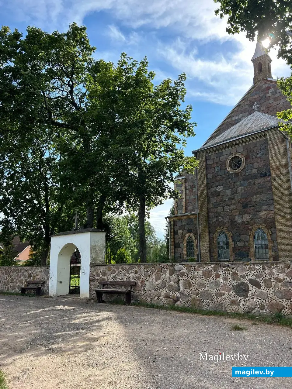 Костел Святого Юрия в Оссово, лето 2024 г.