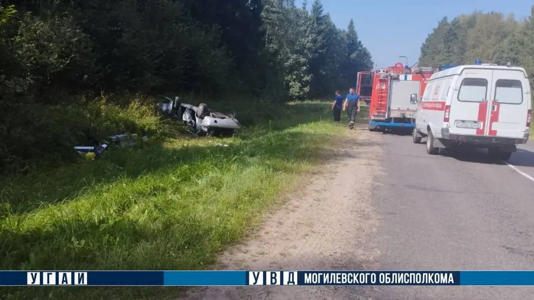 18 августа 2024 года. В Мстиславском районе опрокинулся Citroen.