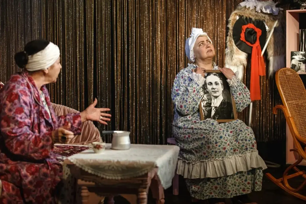 Водевиль «Божьи одуванчики» театра драмы и комедии им. В.И. Дунина-Марцинкевича.