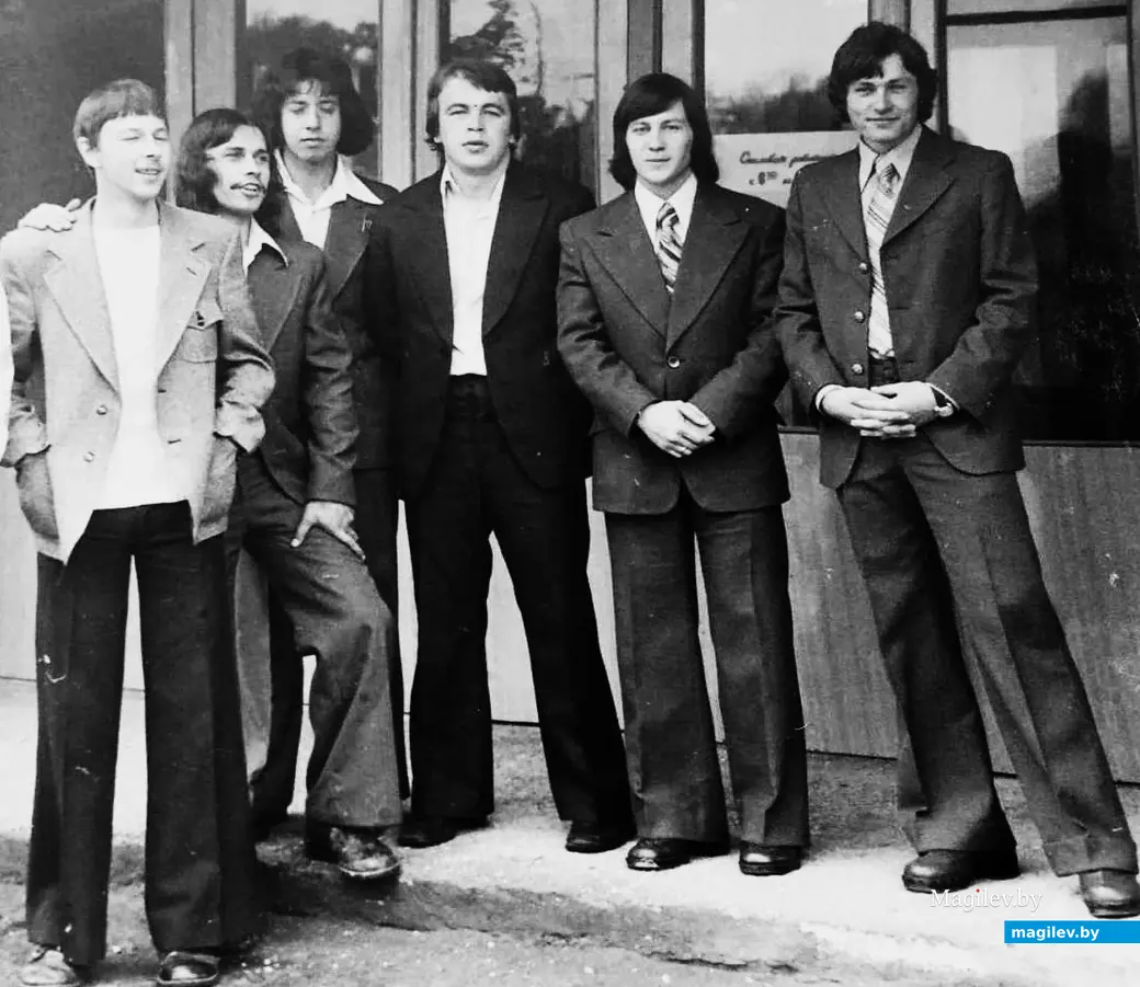 1970-е годы, Могилев. Валерий Катков (второй справа) с друзьями.