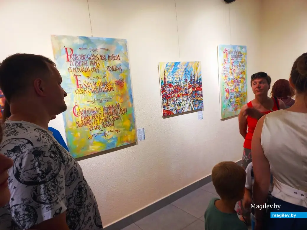 21.08.2024. Могилев, выставочный зал Музея истории Могилева. Открытие выставки Игоря Адамовича «Гарады фарбамi i лiтарамi».