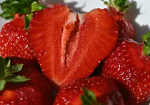 Что нужно сделать с клубникой в августе: от этого зависит будущий урожай