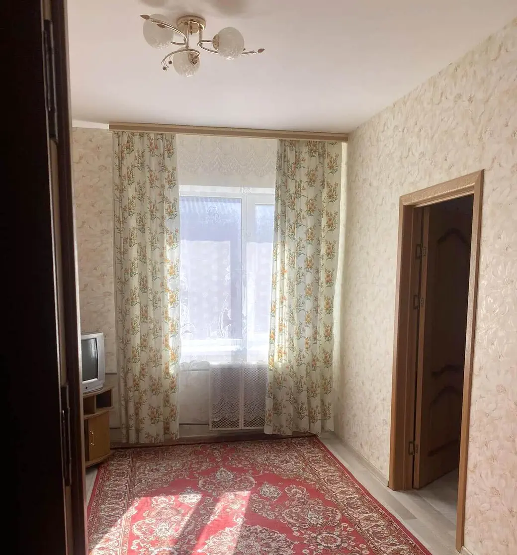 Двухкомнатная бюджетная.