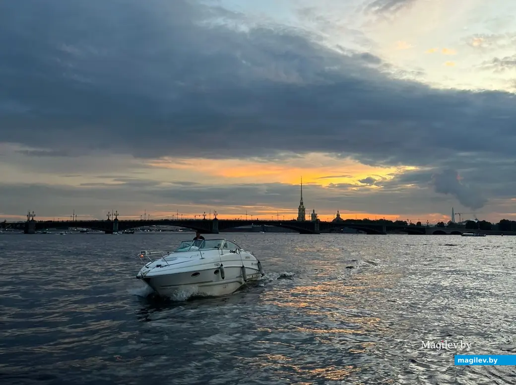 Август 2024 г. Санкт-Петербург. Вечернее катание на кораблике.