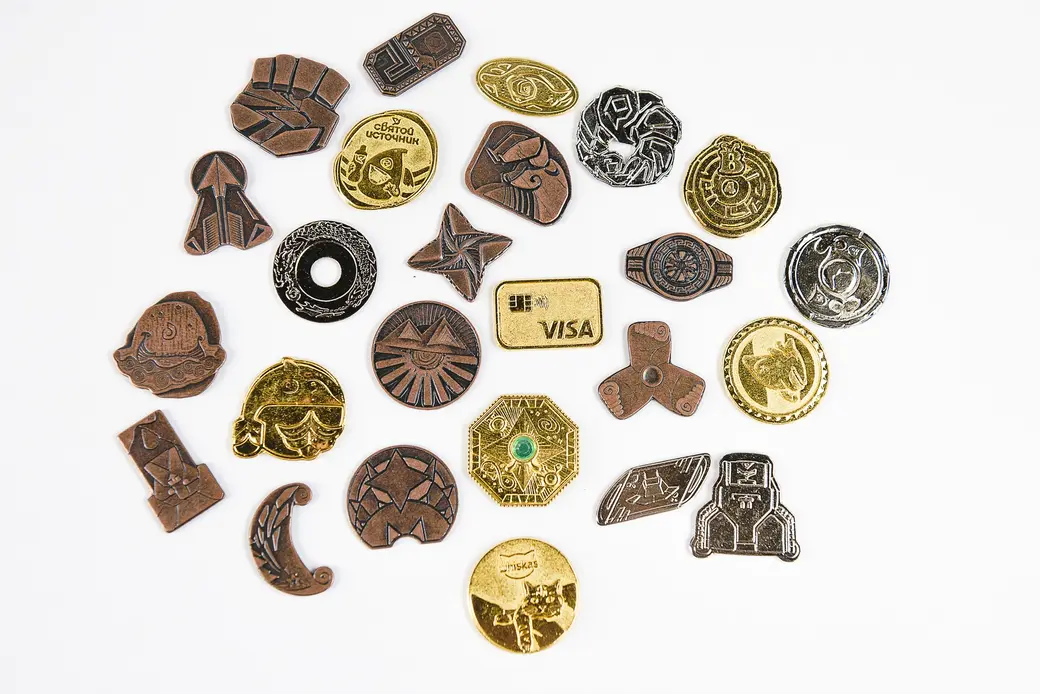 В коллекции – 25 космических монет цивилизации Бонстиков.