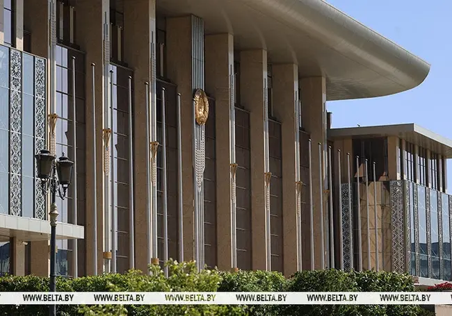 Лукашенко произвел кадровые ротации в руководстве четырех министерств