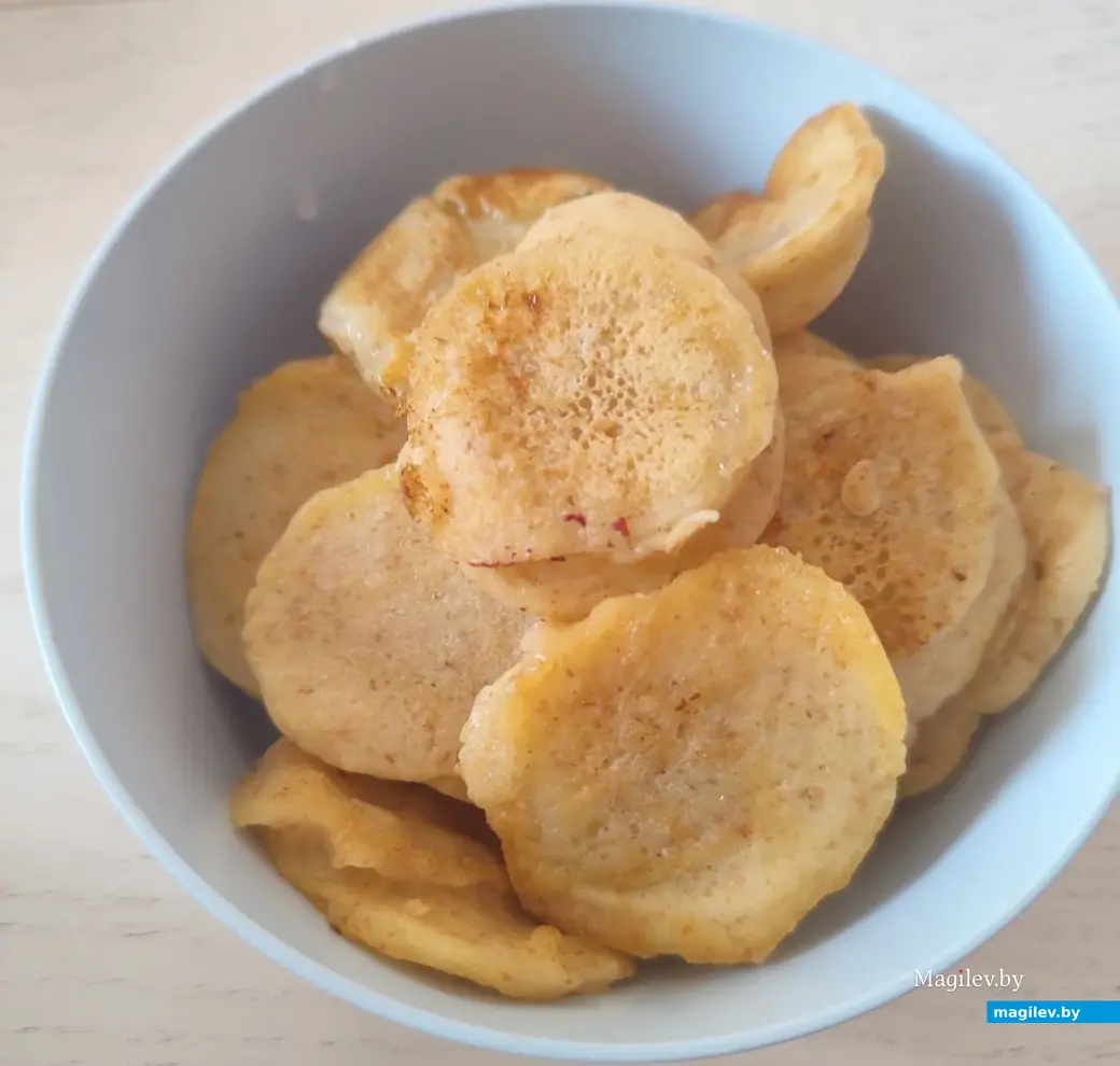 Оладушки-медальки с бананом.