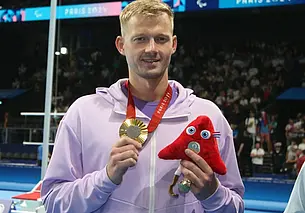 Бобруйчанин Игорь Бокий завоевал первое «золото» на XVII летних Паралимпийских играх в Париже