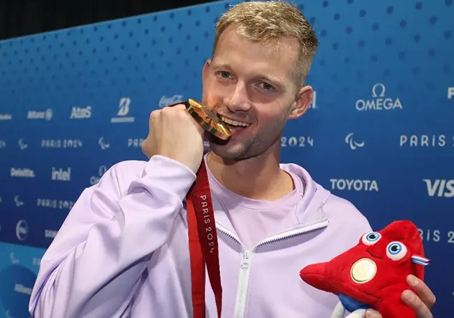 Бобруйчанин Игорь Бокий выиграл третье золото Паралимпиады в Париже
