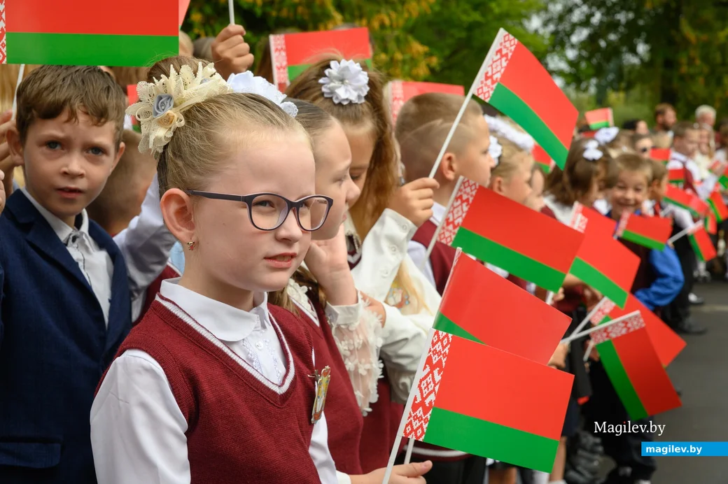 02.09.2024. Ул.Семенова,34. Начало учебного года в средней школе №17