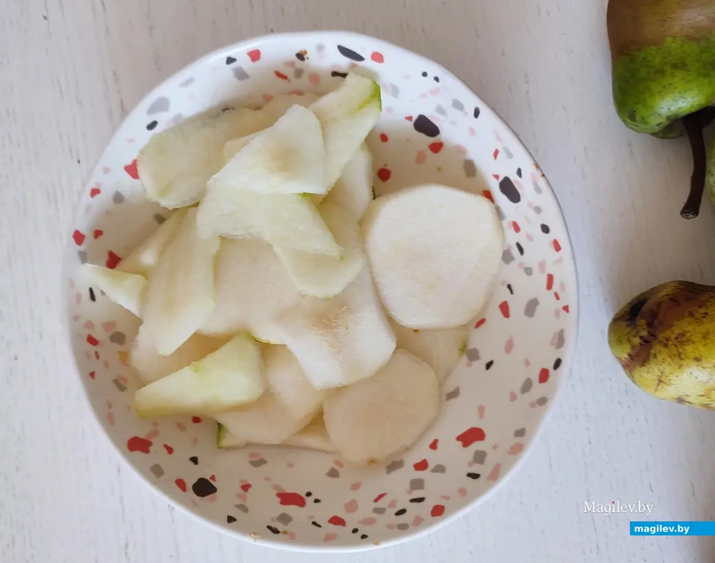 Готовим сами: сырный пирог с грушами.