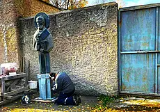 Скульптурная выставка в могилевском артцентре: совершенство форм достигается кропотливым трудом
