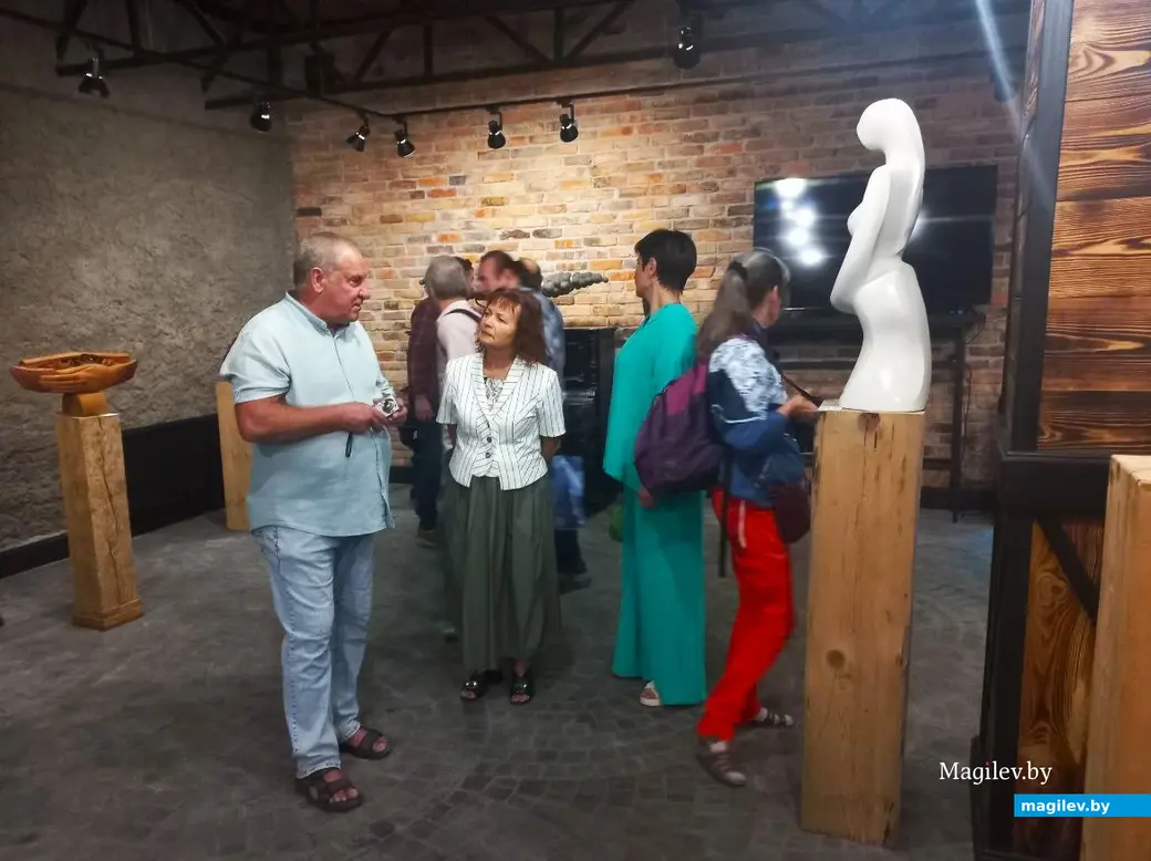 06.09.2024, Могилев, артцентр «У Молчанова». Открытие выставки «Формообразование».