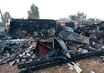 В садовом товариществе «Химик» под Могилевом ночью сгорел магазин РАЙПО