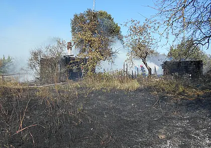 Пожар в Могилевском районе: у пенсионера сгорели дом, баня и сарай