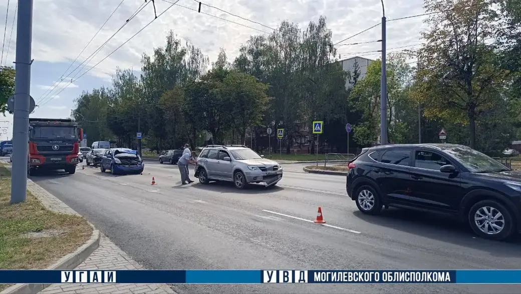 10.09.2024 г. Могилев. ДТП на ул. Челюскинцев. Фото: УГАИ УВЛ облисполкома