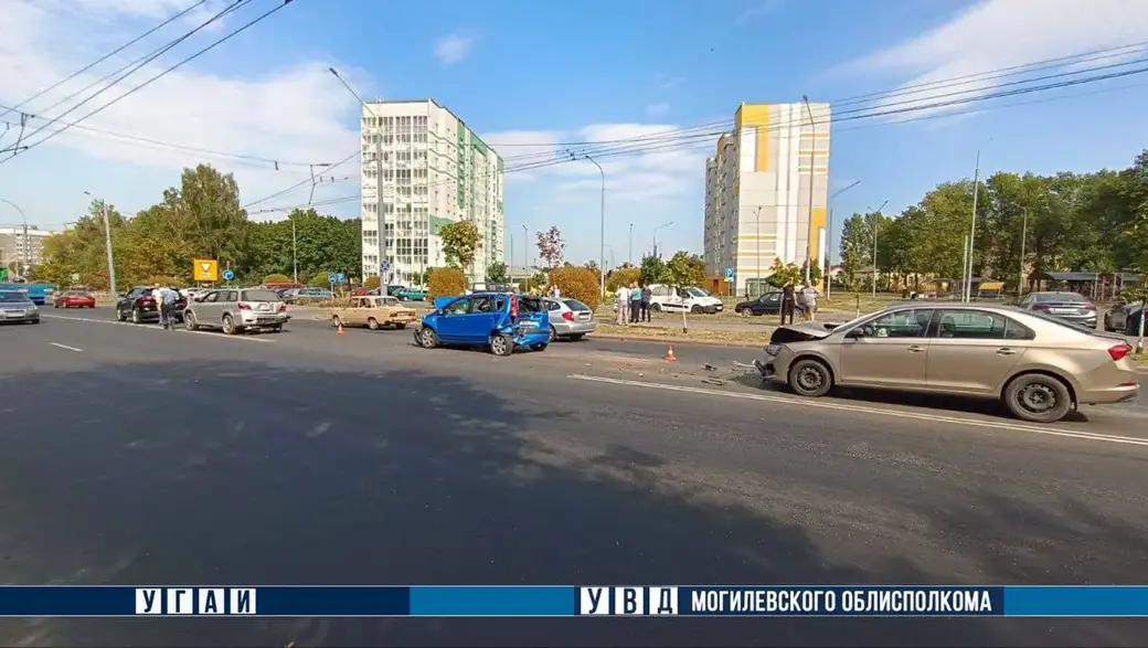 10.09.2024 г. Могилев. ДТП на ул. Челюскинцев. Фото: УГАИ УВЛ облисполкома