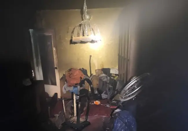 Ночью в Могилеве горела квартира: спасены пенсионерка и ее сын