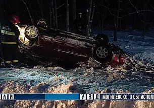 В Могилевском районе опрокинулся автомобиль. Водитель в больнице