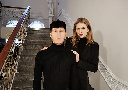 Ждали, когда ей исполнится 18. Свадебная пара недели