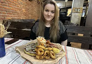 Фестиваль еды «Зiмовы смак» в Могилеве: Идете в «Карчму на Шклоўскiм базары» – берите контейнер