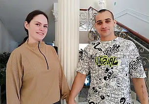 «Только-только опора появилась, и вдруг эту опору забрали». Свадебная пара недели