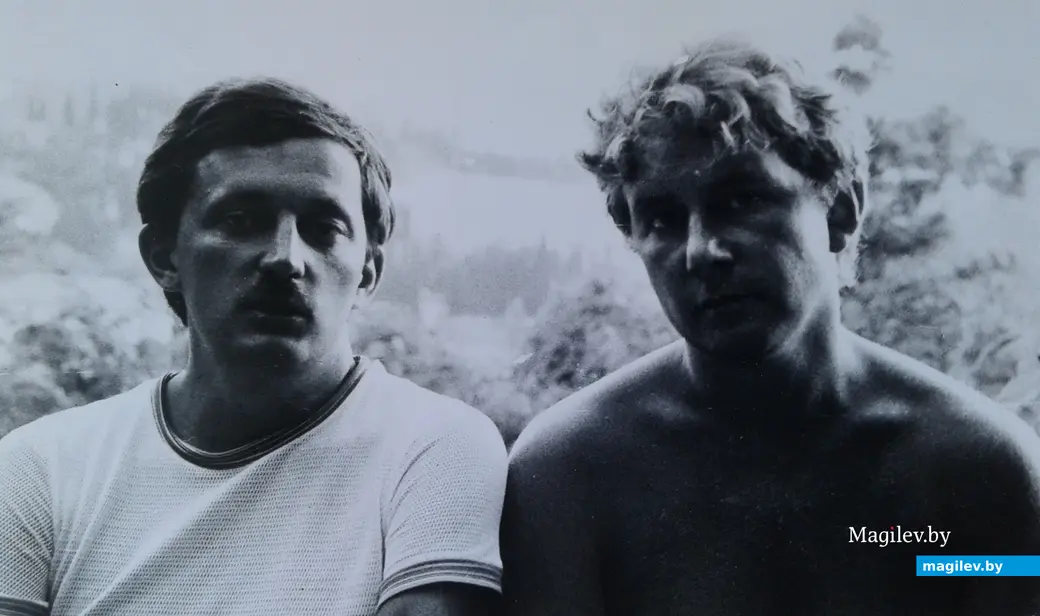 1970-е годы, Могилев. Саша Богинцев (справа) и Усик.